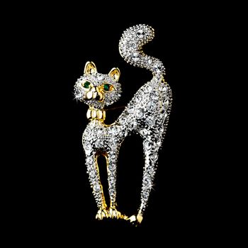 Timeless Gold Brooch – Silver Edition #1409