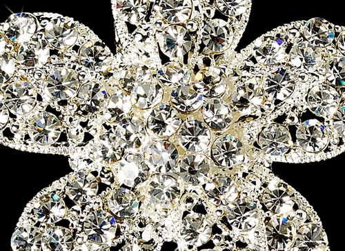Classic Floral Brooch – White Edition #0050